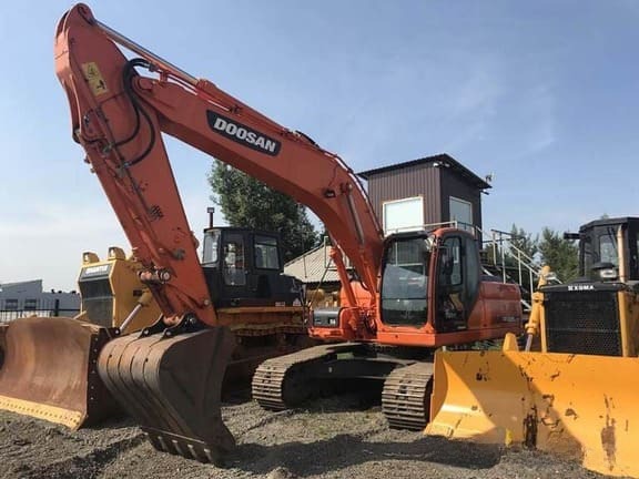 Гусеничный экскаватор «Doosan»