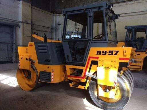 Аренда вибрационного грунтового катка с водителем «Ду-97» компания «Аренда Спецт