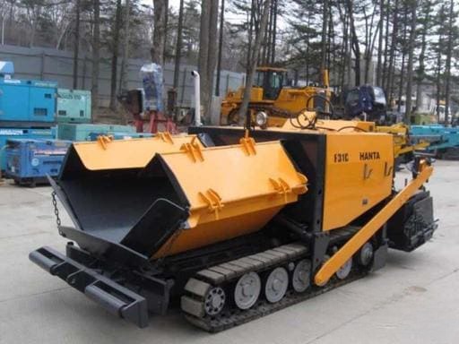 Аренда асфальтоукладчика с водителем «Hanta F2045C» компания «Аренда Спецтехники