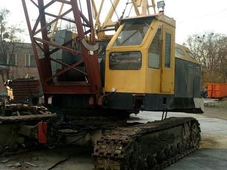 Кран гусеничный МКГ 25 тонн