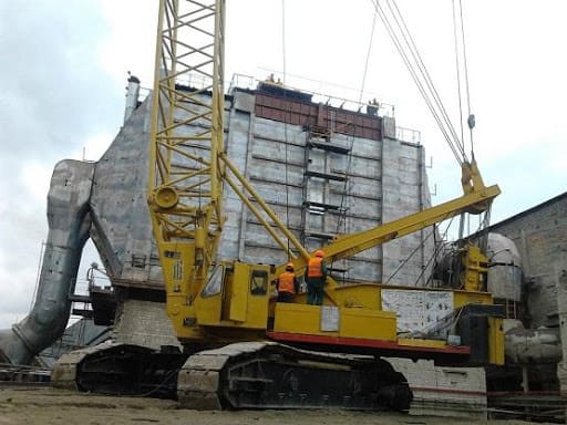 Кран гусеничный МКГС тоннажностью 100 тонн