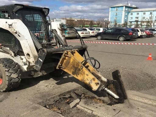 Демонтаж асфальтового покрытия