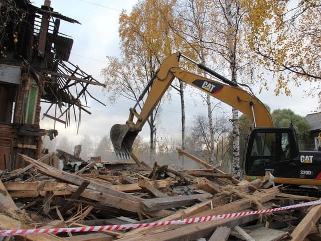 Демонтаж деревянных домов